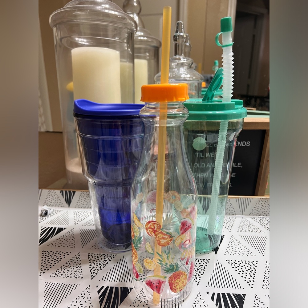 Tumbler cups